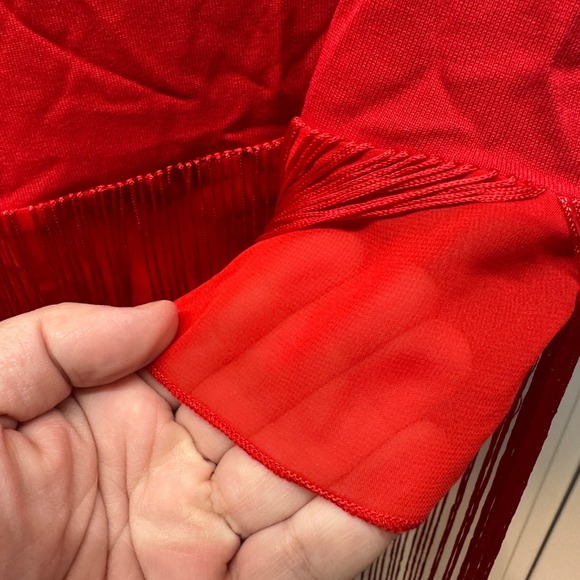 House of Harlow x Revolve Pamela Red Fringe T Shirt Top Size M - Picture 4 of 9